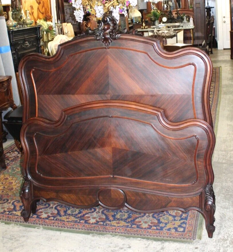 Antigua cama francesa tallada de palo de rosa Luis XV tamaño completo con rieles - Elegante Foto 3 de 4