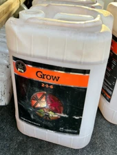 Cutting Edge Solutions - 6 Gallon of Liquid Concentrate GROW Formula 2-1-6 = NPK