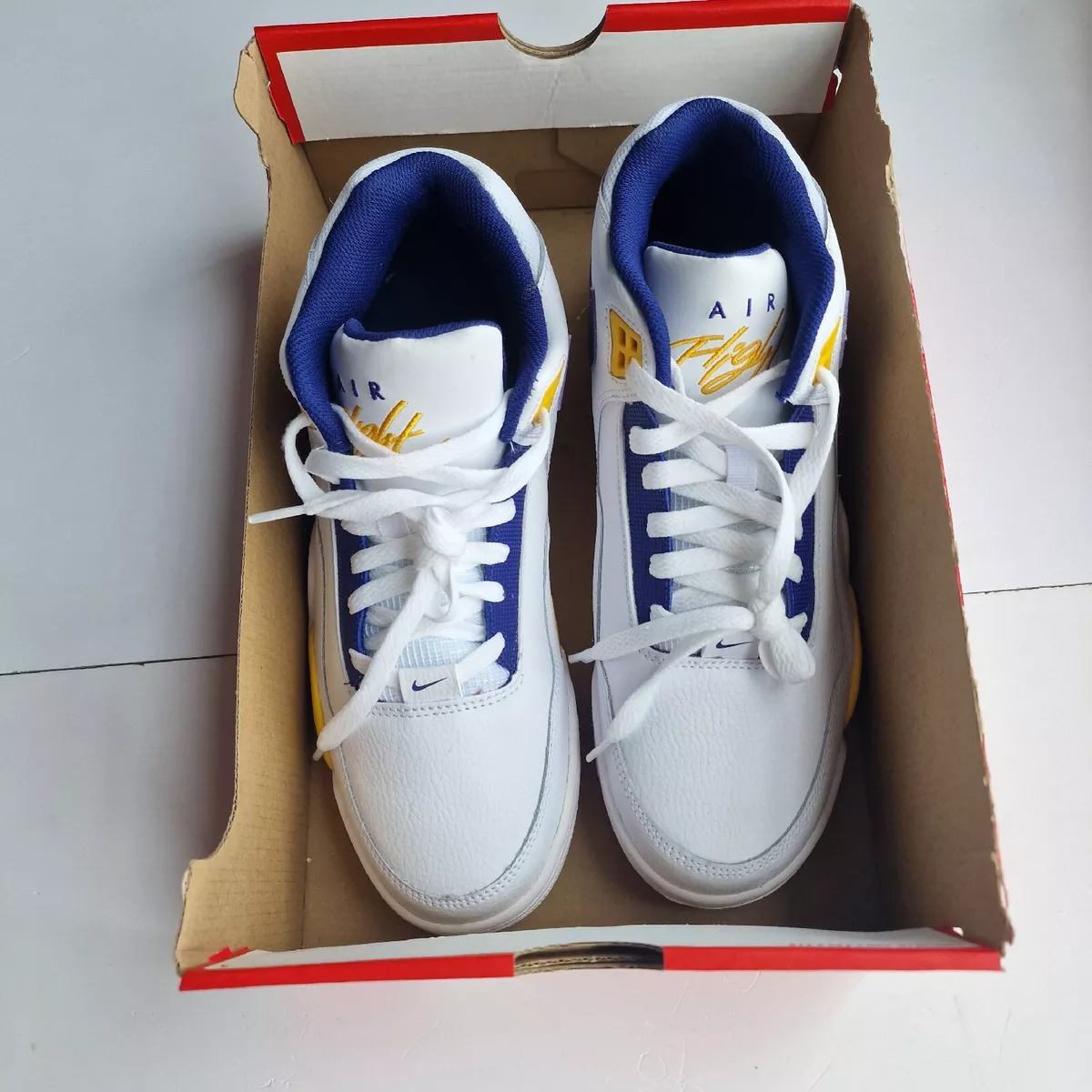 Sneakers lakers sale