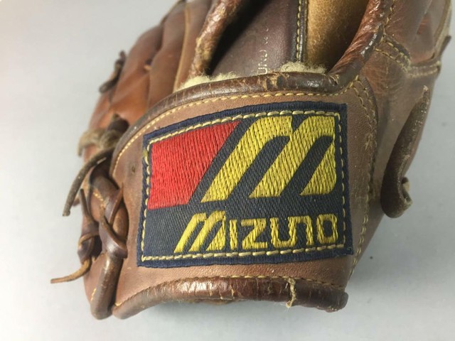 mizuno world win glove
