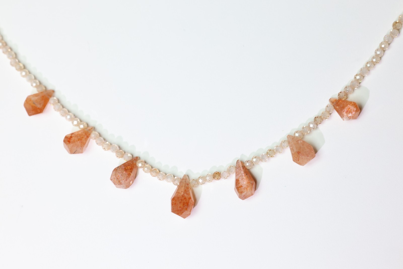 Collier pierre de soleil naturelle argent résistant et hypoallergénique pour peau sensible