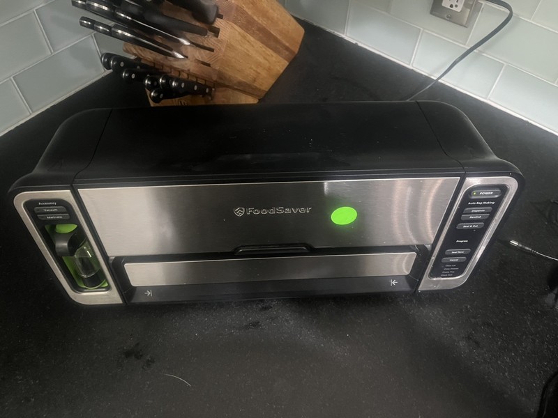 FoodSaver V4840 2-in-1 Automatic Vacuum Sealer Machine System & Massive Bundle