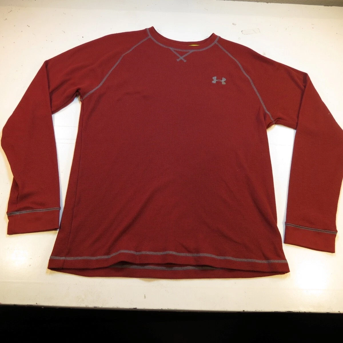 UNDER ARMOUR ALL SEASON GEAR LONG SLEEVE THERMAL TEE T SHIRT Mens L Red