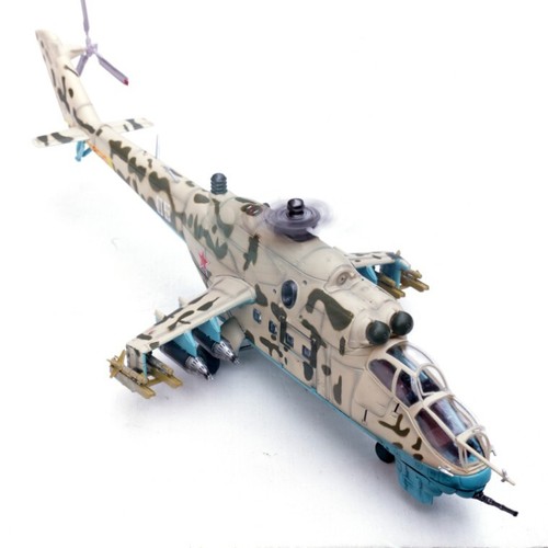MI-24 Mi-24V Hind Attack elicottero cannoniera sovietico - russo scala 1/72 modellino - Foto 5 di 7