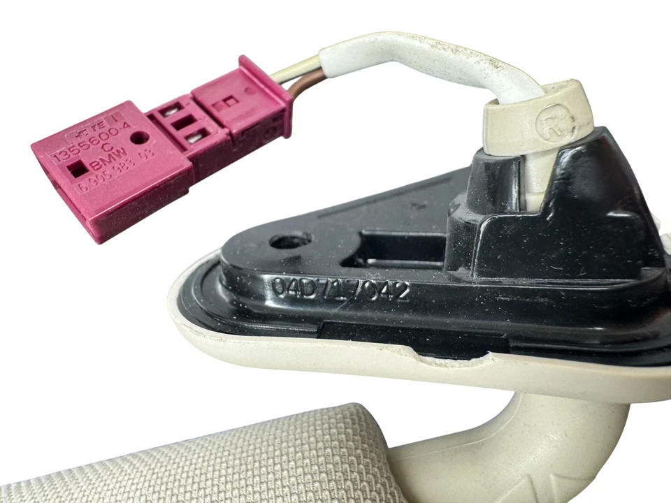 BMW 740i 2020-2022 Parasol Interior Beige Delantero Izquierdo LH Original OEM 7414429 Foto 4 de 4