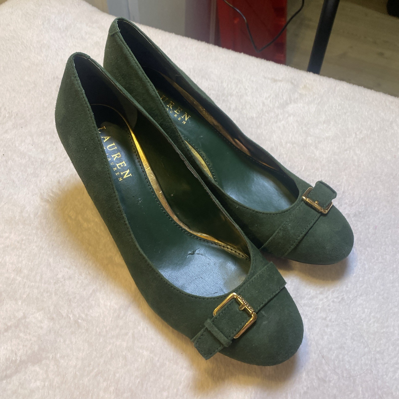 Ralph Lauren Women’s Green Suede Velvet Buckle St Patricks Heels Size 7 Women’s  thumbnail 3