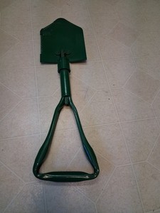Fold Up Camp Shovel
