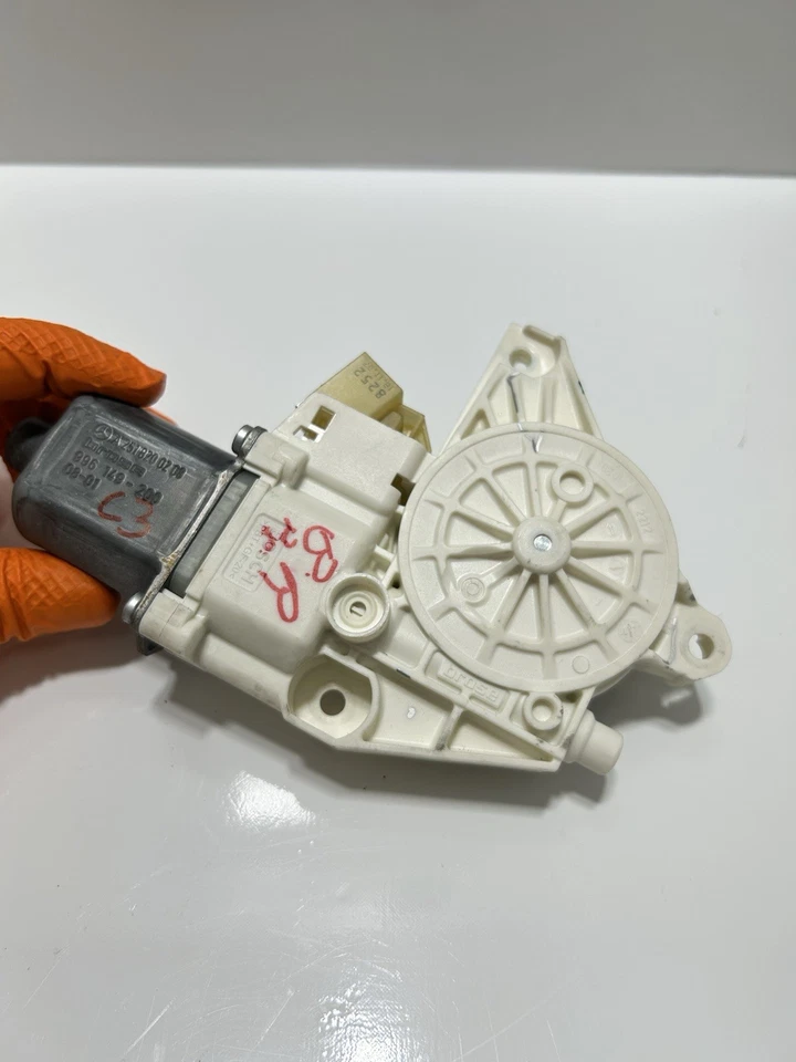 Motor regulador ventana trasera derecha Mercedes-Benz GL450 2006-2013 A2518200208 OEM Foto 4 de 4