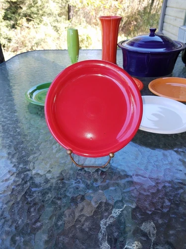 BISTRO style SALAD PLATE scarlet red NEW HOMER LAUGHLIN FIESTA 7 1/4"