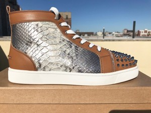 louboutin sneaker beige