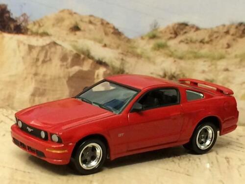 5th Gen 2005–2014 Ford Mustang GT Fastback 1/64 Scale Limited Edition W17 - Afbeelding 1 van 4