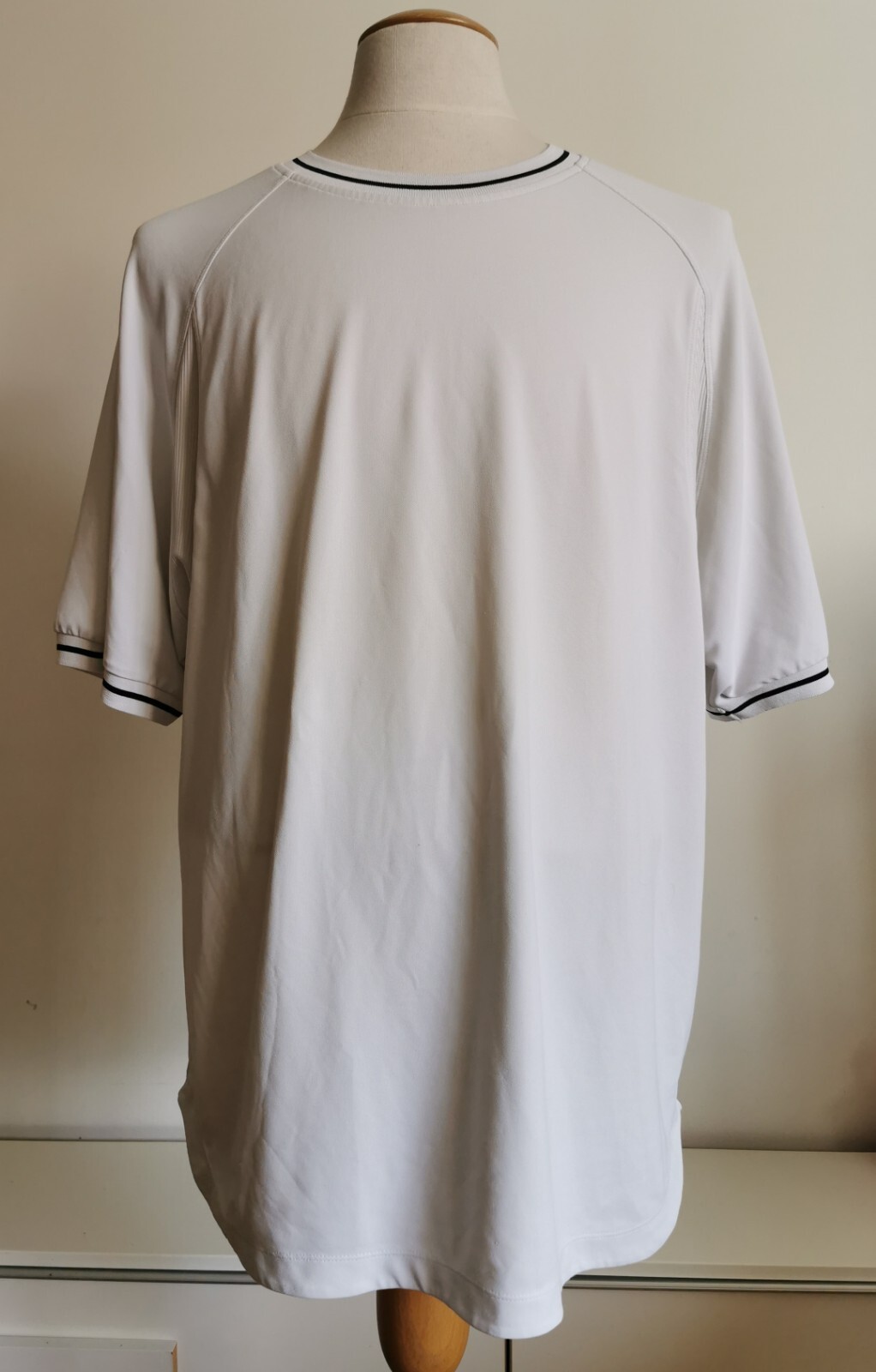 T shirt da uomo bianca nera Fila Sport taglia UK XL