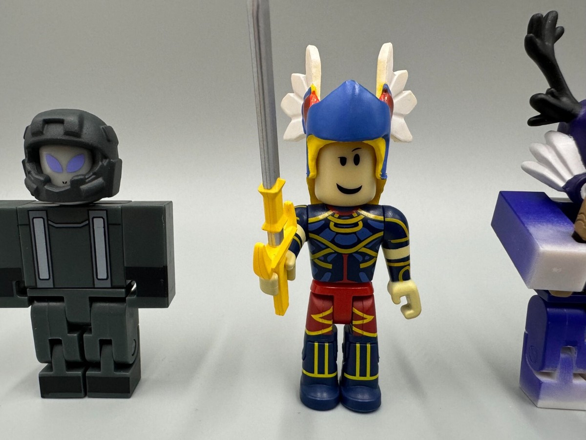 Lot of 5 Roblox Series 6 Xenatron, Valkyrie, Hunted Death, 4sci