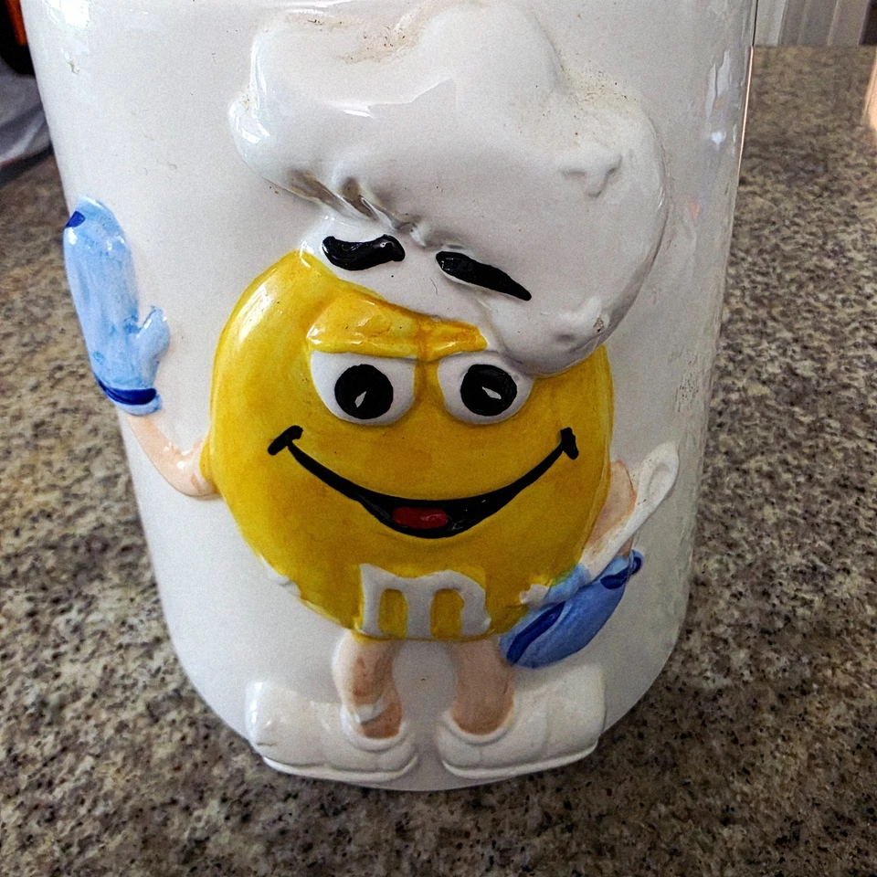 Rare M&M's Yellow Chef Cookie Jar All Ceramic Lid Lipper International Vintage - Image 3 of 4