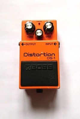Boss DS-1 Verzerrung Gitarrenpedal. 1983 Serial, Made in Japan, TA7136AP Chip