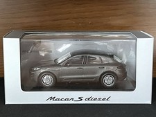 Minichamps 1/43  Porsche Macan S Diesel Agate Grey 162880