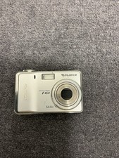 Fujifilm Digital Camera FinePix F460 5.1MP Silver Tested NOT WORKING READ NOTES