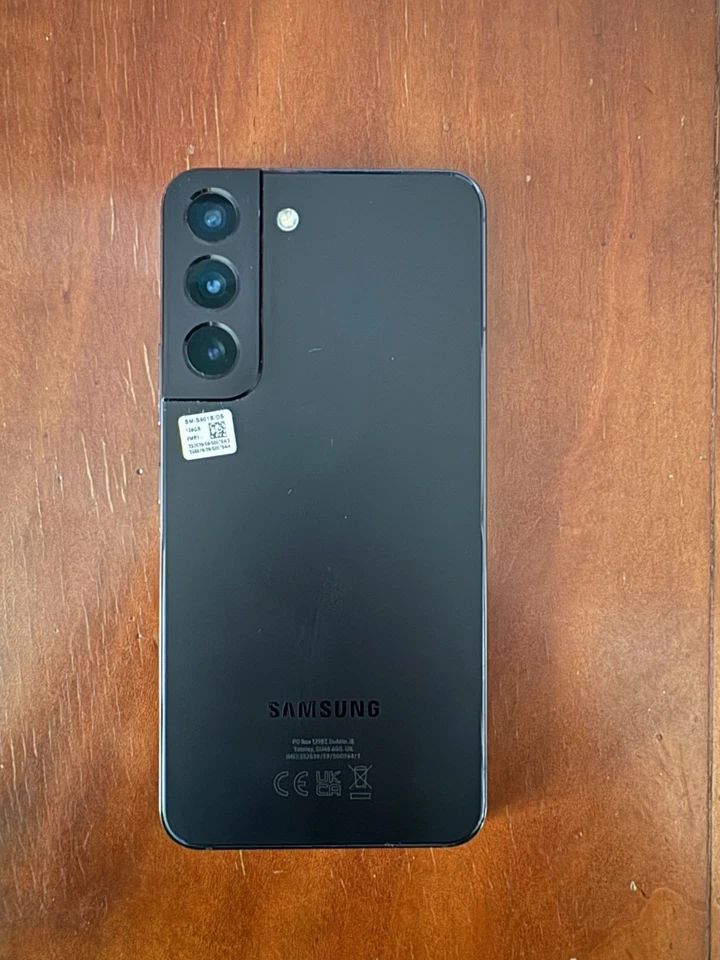 Samsung Galaxy S22 SM-S901B/DS - 128GB - Phantom Black - Immagine 4 di 4