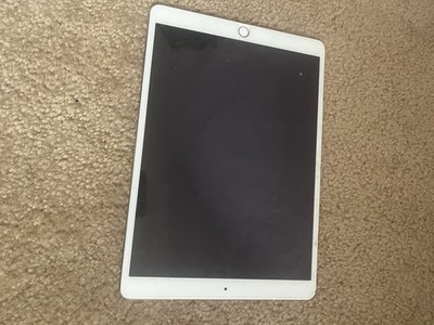 Apple iPad Pro (10.5-inch) A1852 256 GB, Wi-Fi + 4G, 10.5 in