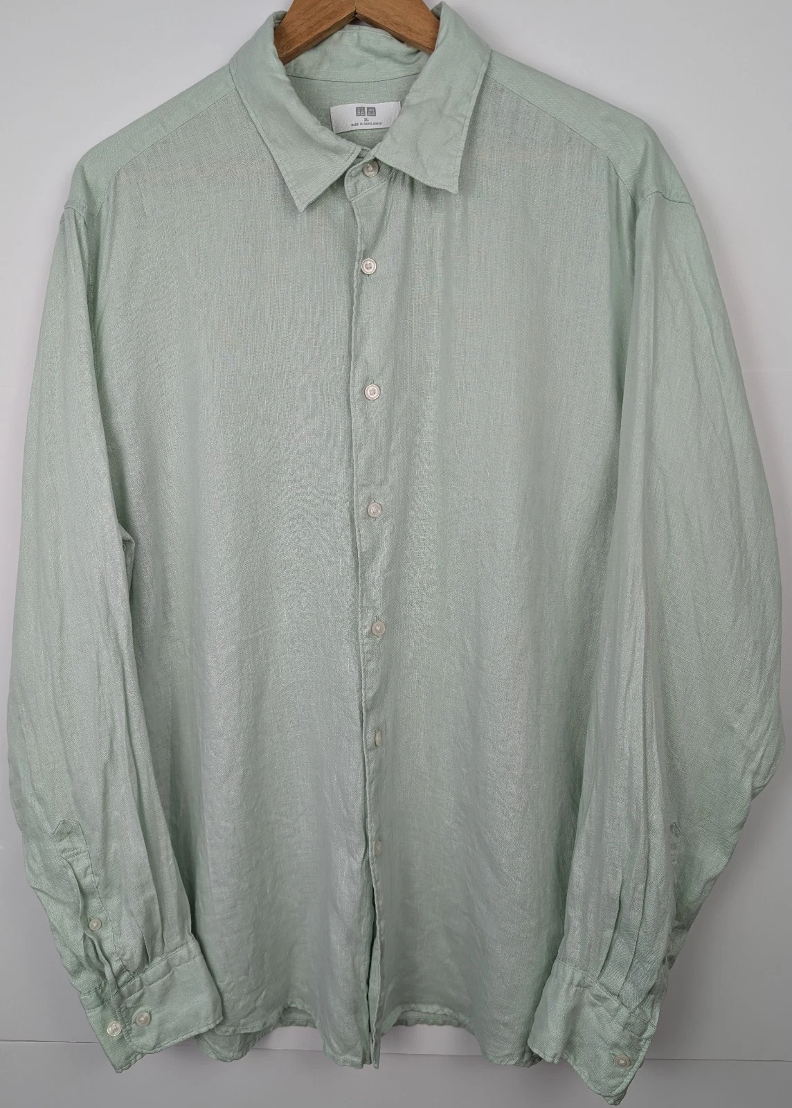 Uniqlo Shirt Mens XL Green 100% Linen Long Sleeve Casual Lightweight Summer
Opens in a new window or