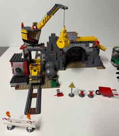LEGO CITY: The Mine (4204) - COMPLETE SET with all mini-figs and manuals