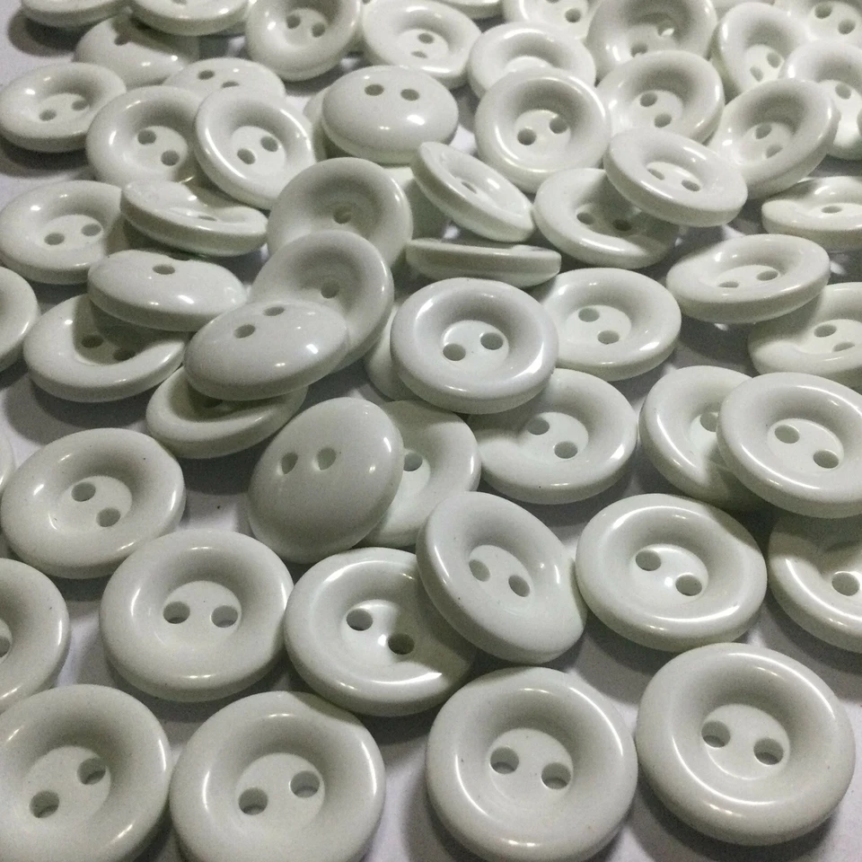 De Italia "Grasa" Blanco Forma "Bagel" Botón Clásico y Limpio 15mm 18mm 23mm 2 Agujeros Foto 4 de 4