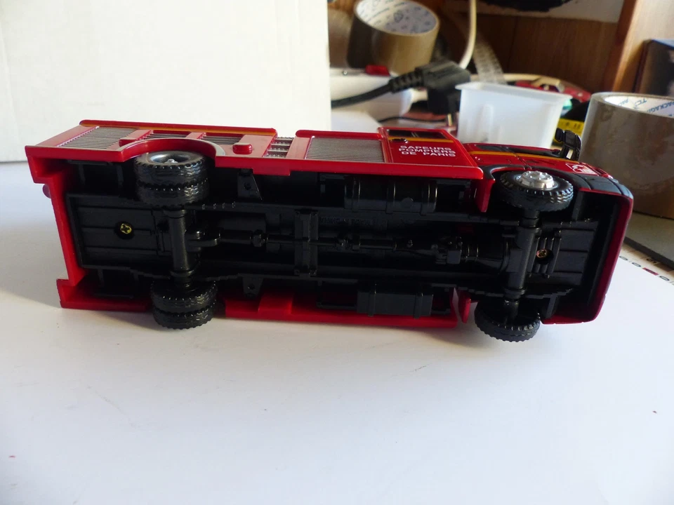 Lot véhicules miniatures Pompiers - Photo 3/3