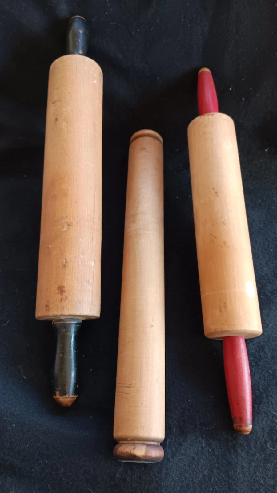 Vtg 1940's set of 3 Wood rolling pins. handles, blk red & french. largest 18"
