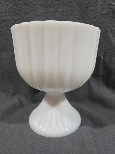 Vintage White Opaque Milk Glass Ribbed Footed Compote Bowl Scalloped Edge A4