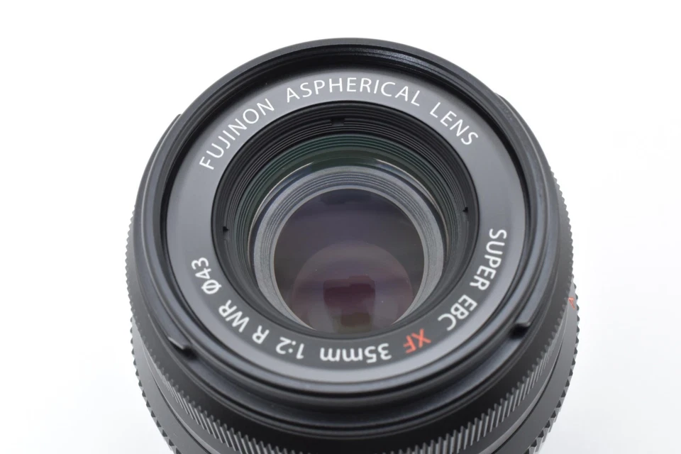 [CASI SIN USAR en caja] Lente Fujifilm Fujinon XF 35mm F/2 R WR Negra JAPÓN Foto 3 de 4