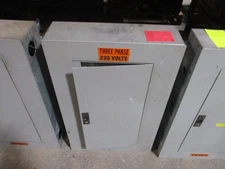 GE Main Lug Circuit Breaker Panel AQF3241MT 208Y/120V 125A 3Ph 4W Used