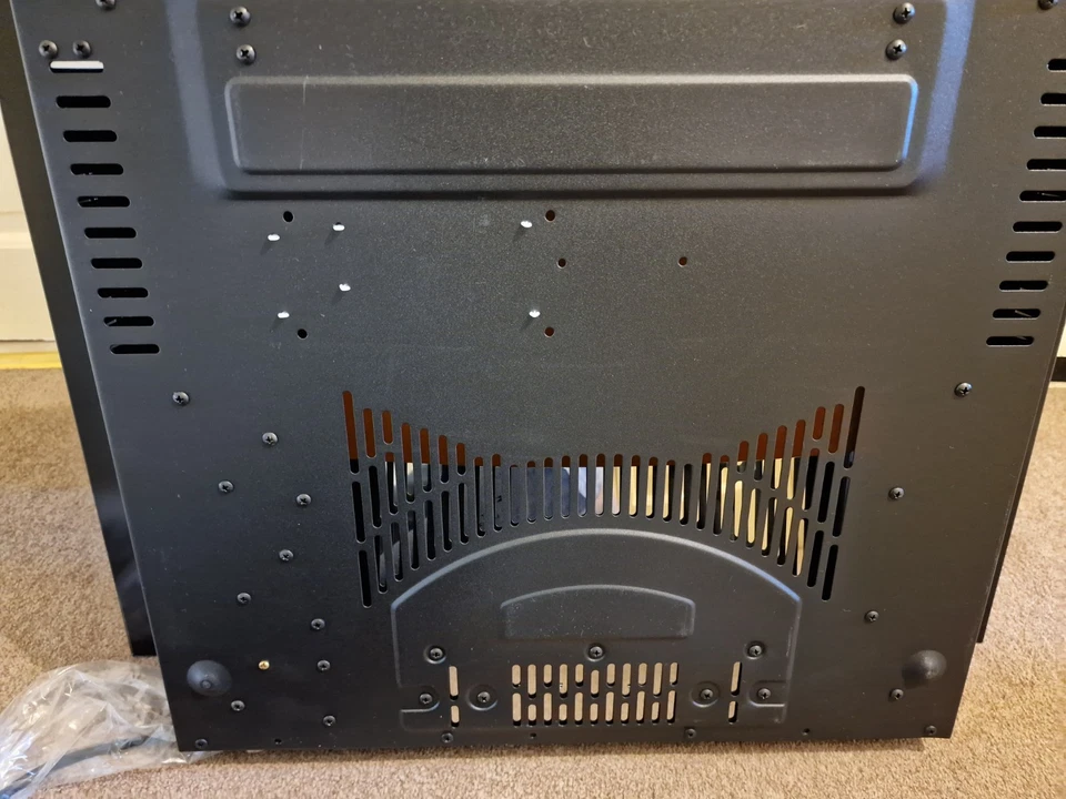  Fine Elements remote control Wall Mounted Heater - Image 4 of 4