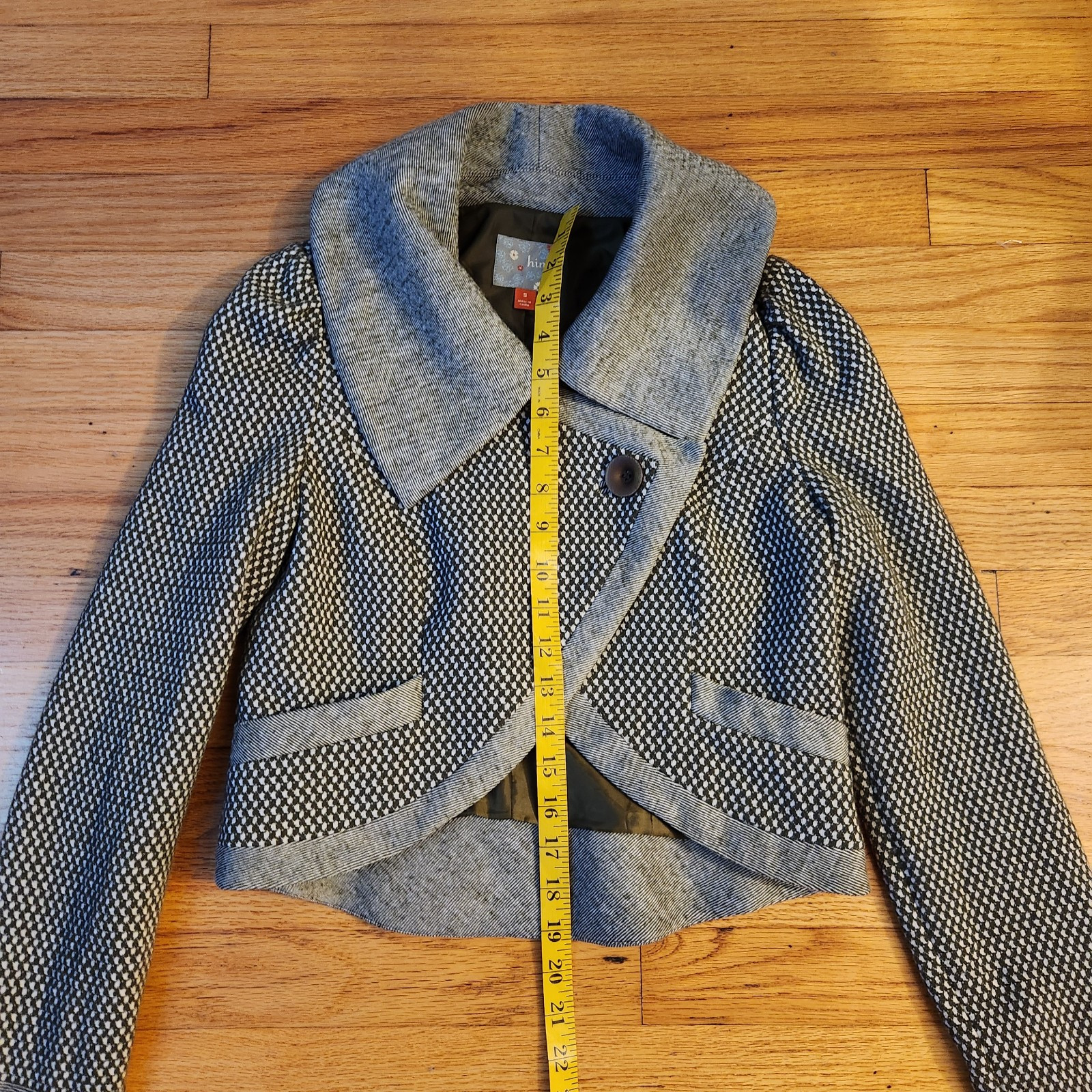 Hinge Asymmetrical Cropped Jacket Size Small Wool… - image 4