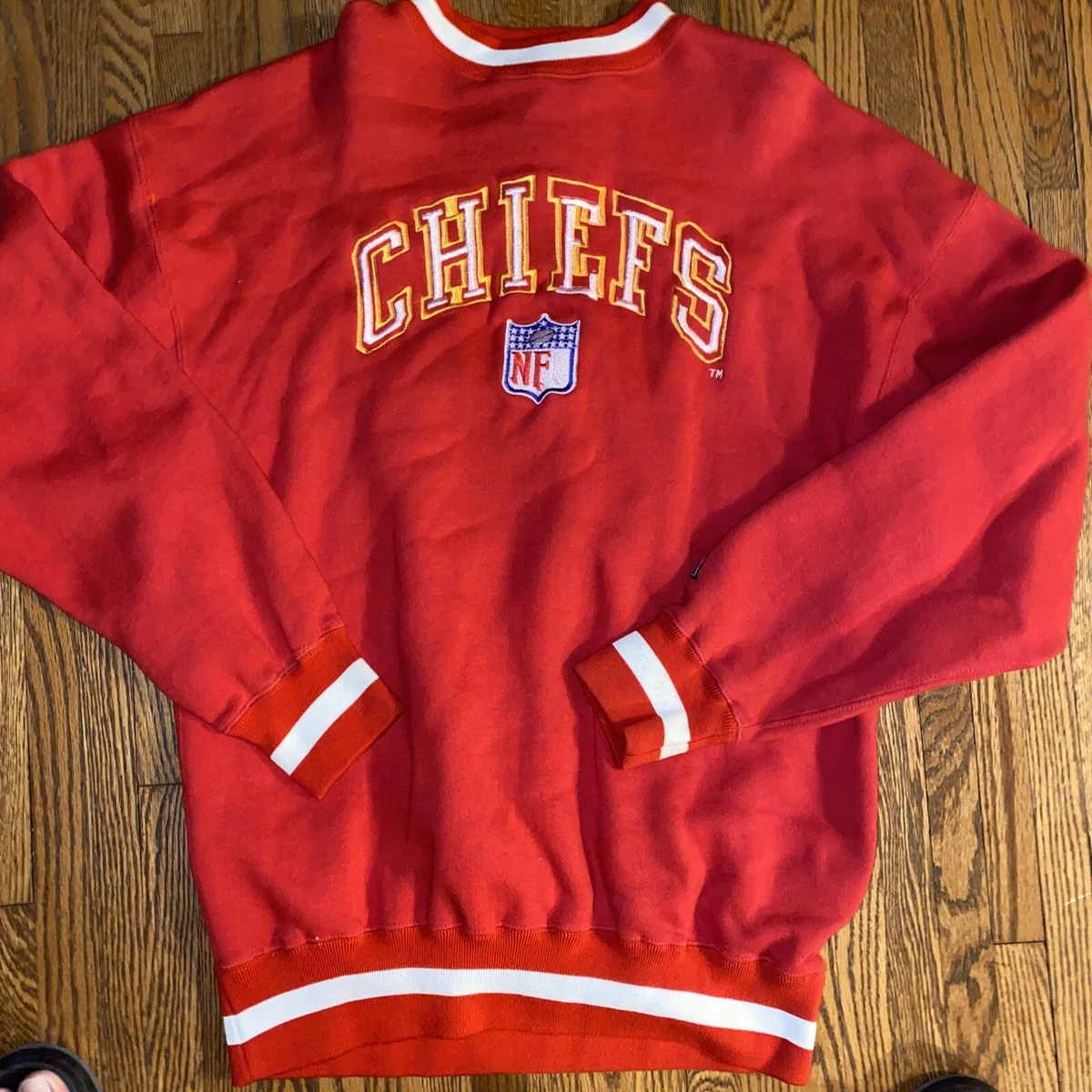 Logo athletic sweatshirt sales