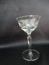 Unknown Maker Clear  UNK7003 Optic Gray Cut Floral Facing Right Liquor Cocktail