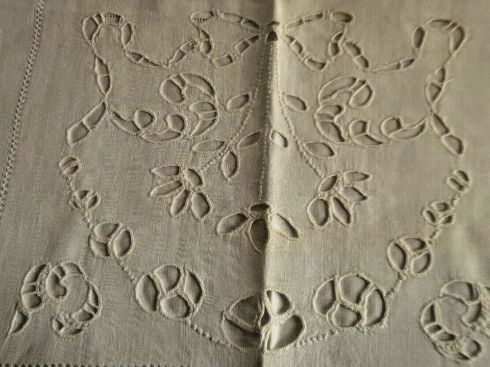 Pochette linge ancien lin brodé   - Photo 2/4