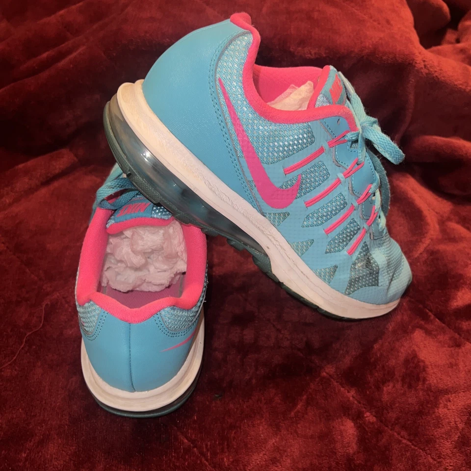 Excelente estado usado! Tênis Nike feminino tamanho 6.5 Max Dynasty rosa turquesa - Imagem 4 de 4