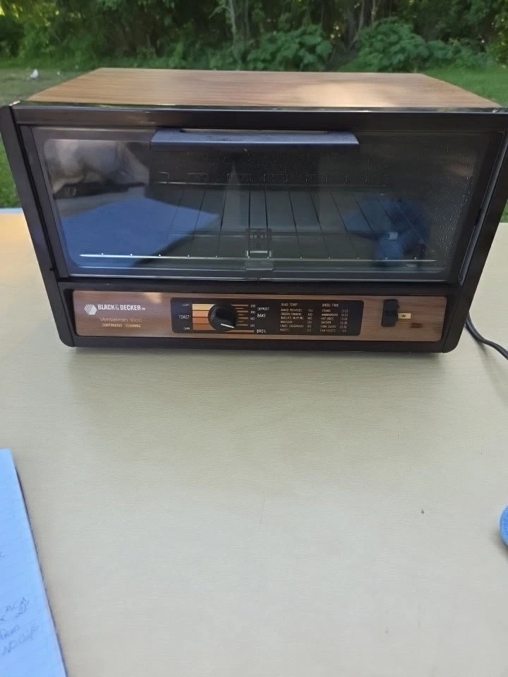 Black & Decker Versatron 1000 Toaster Oven