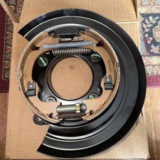 New OEM Genuine Ford Rear Dust Plate 2000-200...