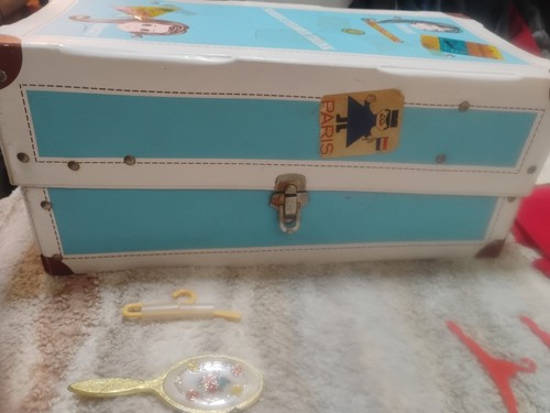 Vintage 1969 Ideal Toy Corp.Crissys cugino velluto con accessori e baule moda - Foto 12 di 22