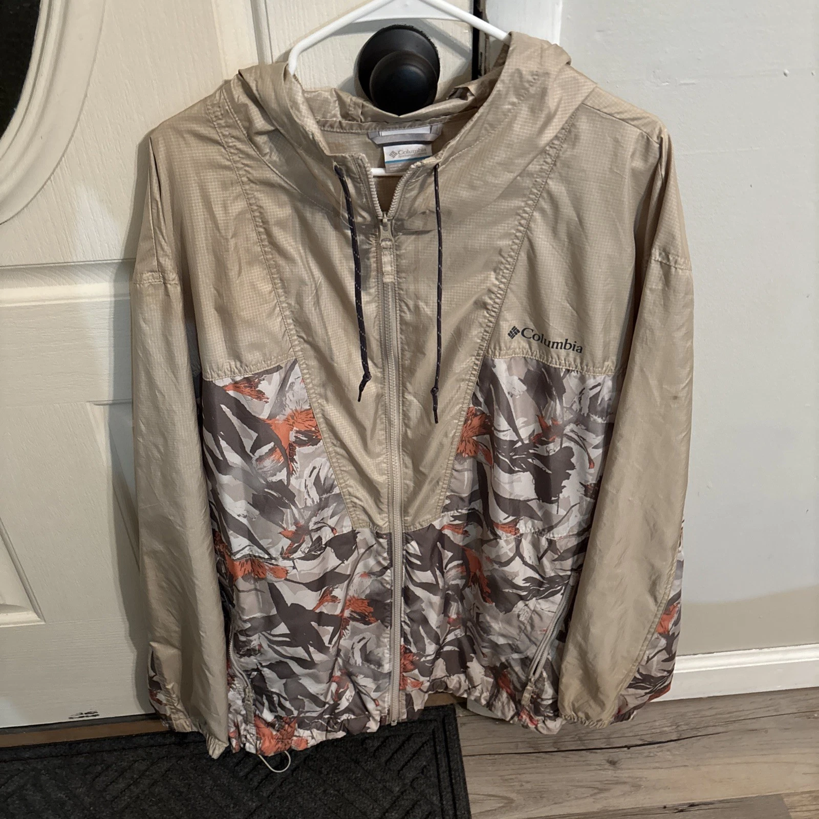Columbia Sportswear Camo Zip-UP Jacket Size XL Lightweight Windbreaker Hood