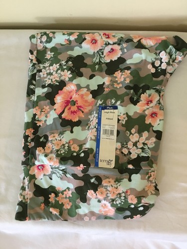 Green Floral Capri Leggings Super soft 