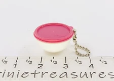 Tupperware keychain thatsa Bowl white w/pink lid New tinietreasures