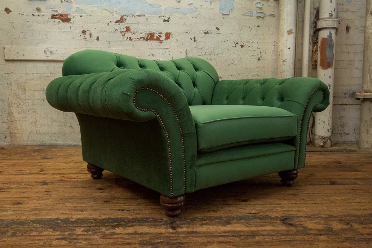 Green velvet on sale love chair