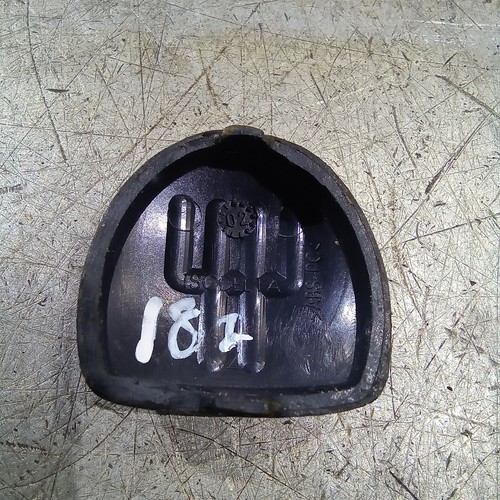Renault Clio Mk2 2001-2006 Five Speed Manual Grey Carbon Gearknob Insert !Pics! - Picture 4 of 4