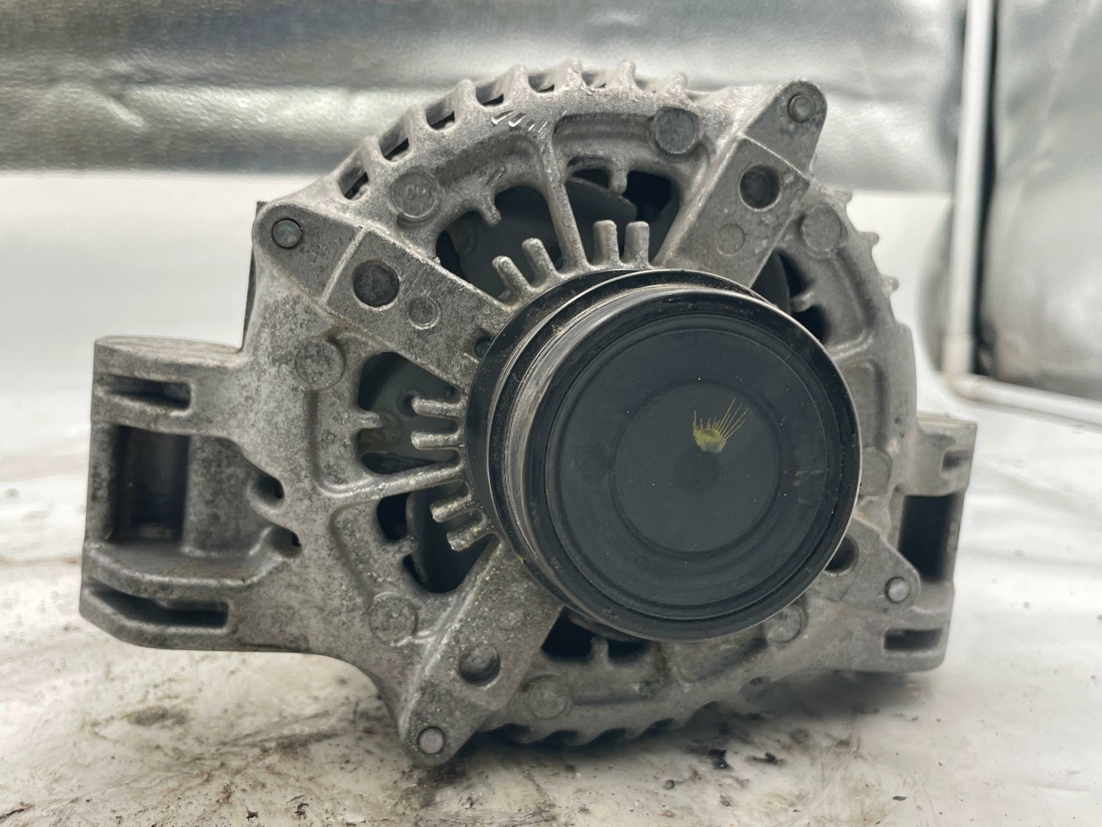 2018 Maserati Ghibli Sq4 3.0L 12V Alternator Assembly Denso 1042106991 2K Miles