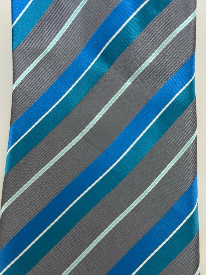 Corbata GEOFFREY BEENE para hombre seda mezcla de polietileno corbata azul plata gris rayas Foto 2 de 3