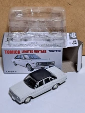 LV-37b Nissan Cedric Personal Deluxe V 1970 el # Opened Tomica Vintage