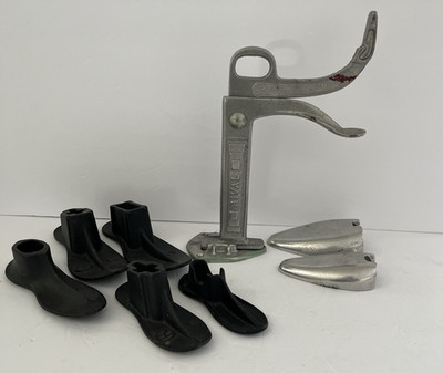 Cobblers Collection 5 Antique Iron Childrens Molds Forms and Rival Brand Stand