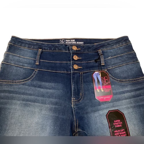 No Boundaries Jeans Women's Straight Leg Denim Pants Casual Comfort Stretch Blue - Picture 5 of 10
